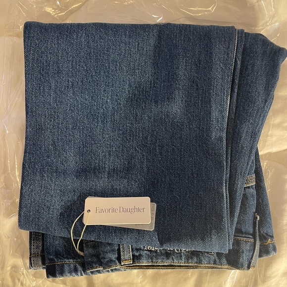 NWT Favorite Daughter Olympia Low Rise Flare jeans, size 26 - Picture 5 of 8